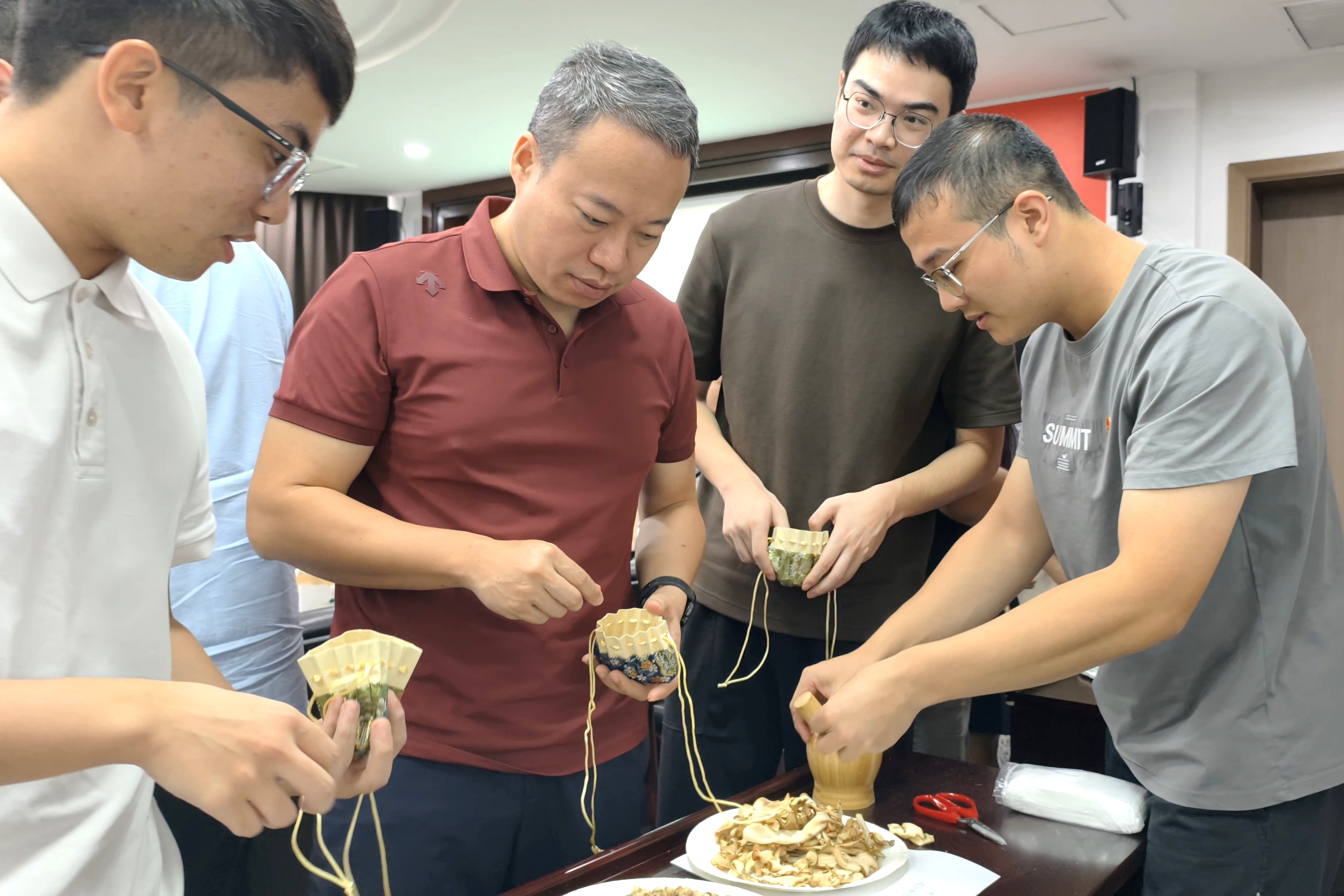 中药香囊制作体验课2.jpg 中药香囊制作体验课2.jpg